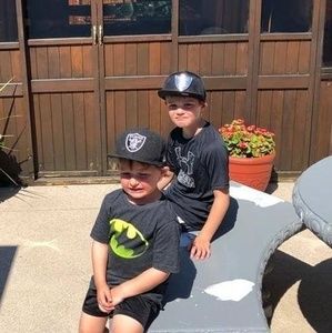 Meet your Posher, Sandro